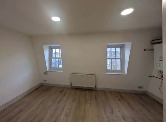 1 Bed Flat, Camden Road, NW1 - Photo 1