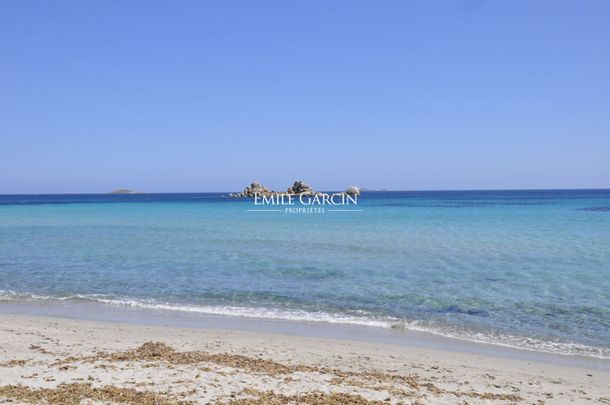 Charmante maison à louer, à 100 mètres de la plage de Palombaggia - Photo 1