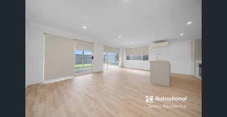 Modern Beachside Bliss - The Perfect Eglinton Escape!! - Photo 2