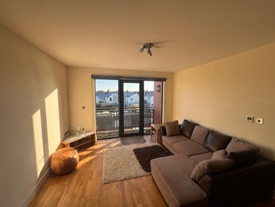 2 bedroom flat to rent - Photo 1