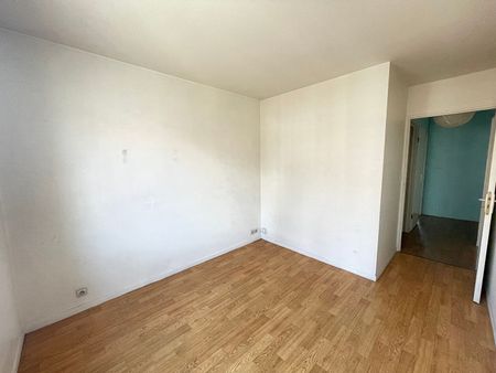 Location Appartement 3 pièces 65m² - Photo 3