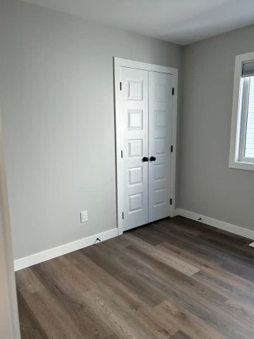423 Pepper Street — 3 Bedroom - Photo 2