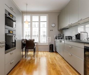 French Inspired: mit Kamin & Tiefgarage - Photo 3