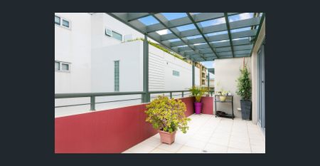 Central Manly Living - Photo 4