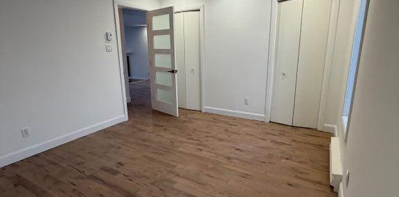 Grand 4 1/2 Ste Therese 2 chambres - Photo 2