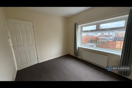 3 bedroom terraced house to rent - Photo 2