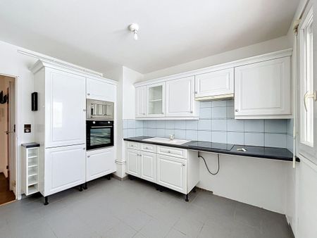Location Appartement 3 pièces 71m² LE GRAND QUEVILLY 76120 - Photo 4