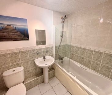 Mountbatten Close, Preston - Photo 4