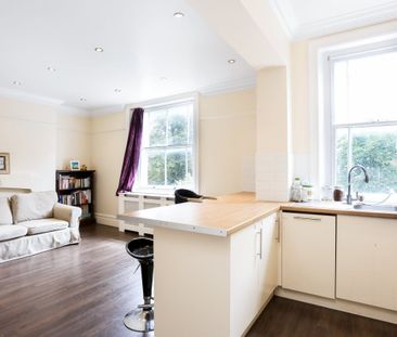 1 bedroom flat to rent - Photo 2