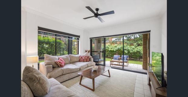 Executive - 2 Bed, 2 Bath Garden Apartment in Great Location - Photo 1