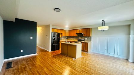 For Lease - 114 Bettina Place, Whitby, Ontario - Photo 4