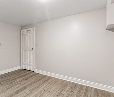For Lease - 113 Hadrian Drive Unit# Lower, Toronto, Ontario - Photo 3