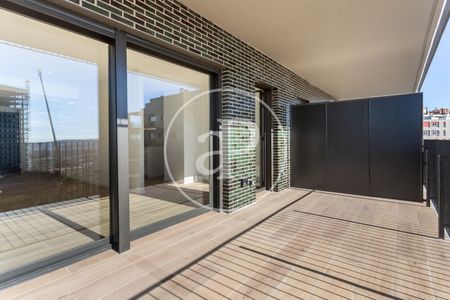 Newly built apartment for rent in Finestrelles - Photo 4