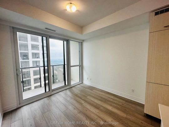 36 Elm Drive W #3203 - Photo 1