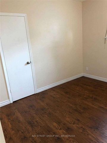 For Lease - 241 Taylor Mills Drive, Richmond Hill, Ontario - Photo 2