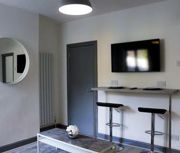 4 bedroom house share to rent - Photo 1