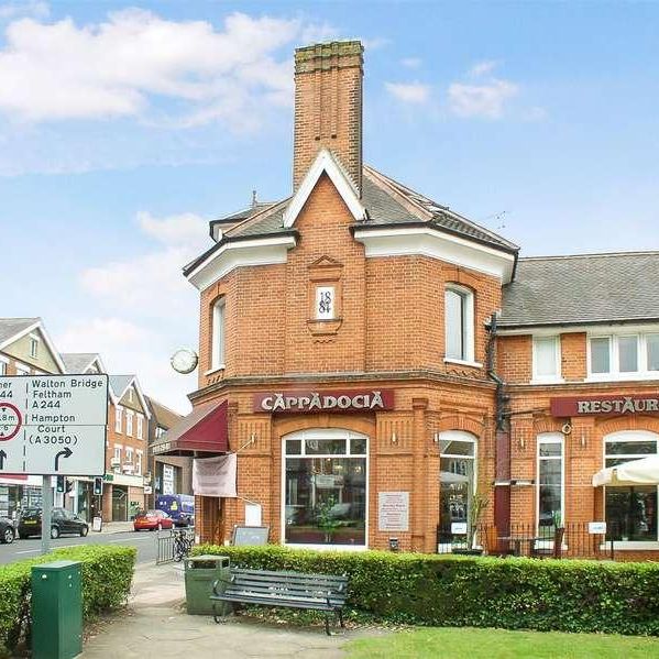 Ashley Road, Walton-on-thames, KT12 - Photo 1