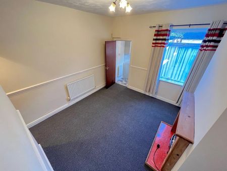 2 bedroom terraced house to rent - Photo 2