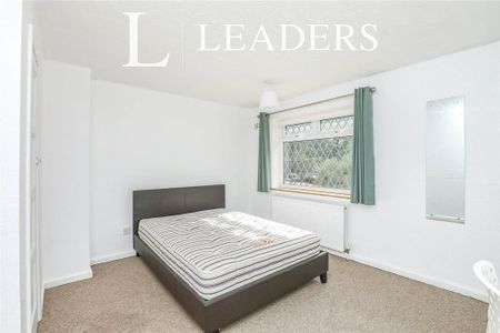 5 bedroom house to rent - Photo 2