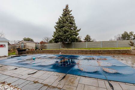 For Lease - 32 Elderwood Place, Brampton, Ontario - Photo 5