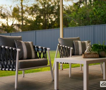 Spacious Family Home in Convenient Springwood Location - Photo 4