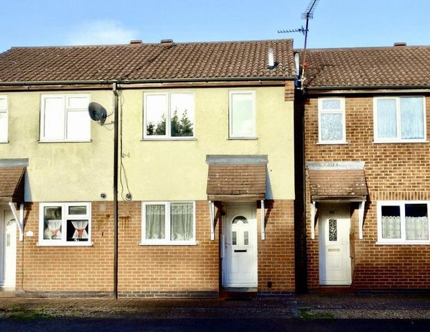 2 bedroom terraced house to rent - Photo 1