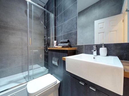 Studio to rent - Photo 2