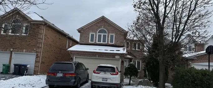 2 Bed walk-in basement in Detached Home for rent in Mississauga | 1180 Dream Crest Road, Mississauga - Photo 1