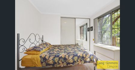 Spacious 1 Bedroom Apartment In A Great Location - Photo 2