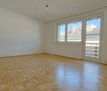 NEU - MODERNE, HELLE 4-ZIMMER LOGGIA-HAUPTMIET IM NIBELUNGENVIERTEL - Photo 2