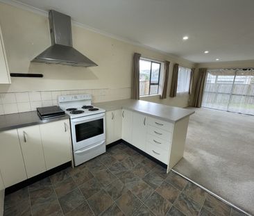 Perfect in Petone! - Photo 6