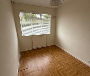 2 bedroom bungalow to rent - Photo 4