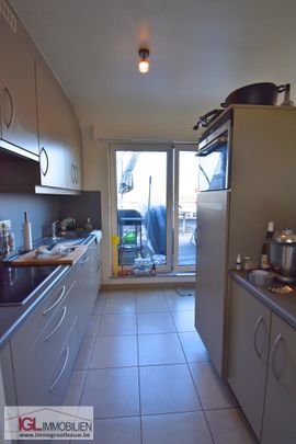 Dakappartement met terras te huur - Photo 1