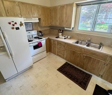 Great unit – Great Location - Photo 6