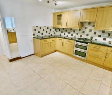 2 bedroom townhouse to rent - Photo 2