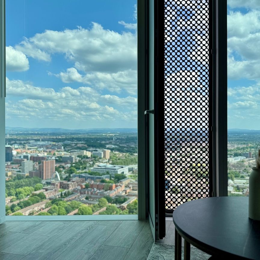 2 Bed Flat, Silvercroft Street, M15 - Photo 1