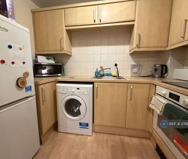 1 bedroom flat to rent - Photo 6