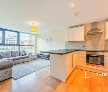 2 bedroom flat to rent - Photo 4