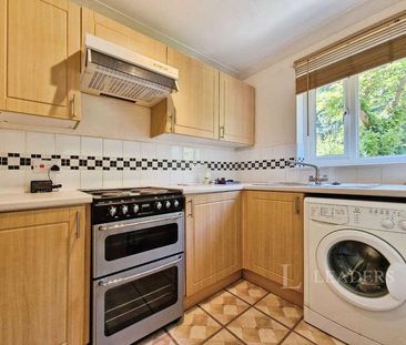 Horton Heath, SO50 - Photo 3