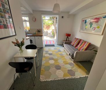 1 Bed Flat, Southey Street, BS2 - Photo 1