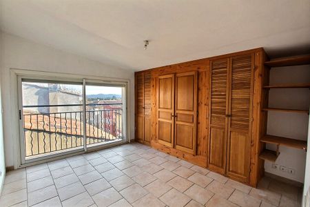 Location Appartement 3 pièces 66m² - Photo 2