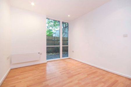 Lever Street, London, EC1V 3QY - Photo 4