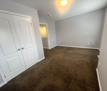 For Lease - 3200 Singleton Avenue Unit# 3, London South, Ontario - Photo 3