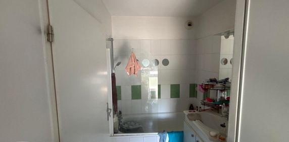 Location Appartement 2 pièces 47m² BORDEAUX 33800 - Photo 2