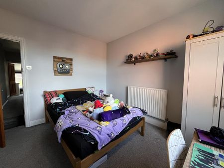 3 bedroom terraced house to rent - Photo 4