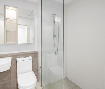 Spacious 1 Bedroom with Generous Sized Bedroom! - Photo 5