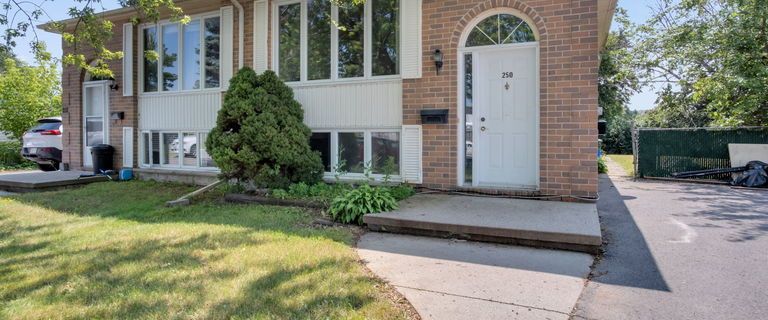 1-250 McLellan, Kingston | Stylish 3-Bedroom Main Floor Apartment in Kingston’s Meadowbrook Neighbourhood | 250 McLellan Court, Kingston - Photo 1