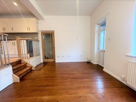 Tudor Gardens, Machen, CAERPHILLY - Photo 1