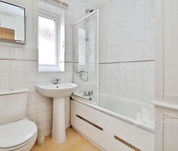 Waverley Court, Woking, Surrey, GU22 7XJ - Photo 5
