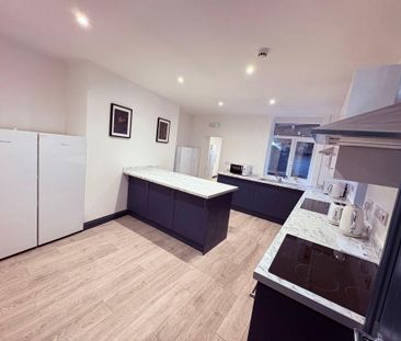 Beach Road - Room 8, South Shields, South Shields, Tyne and Wear, N... - Photo 5